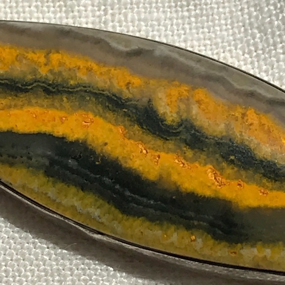 NWOT Artisan Bumble Bee Jasper Pendant - Picture 3 of 7